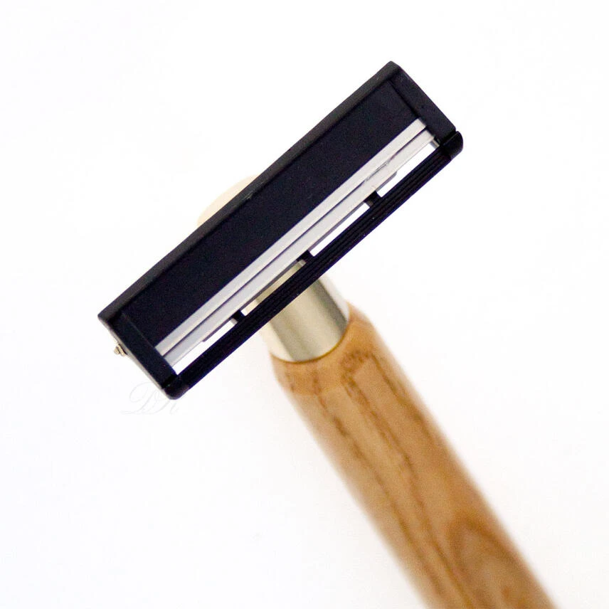 Omega Rasur-Set 6150.12 Rasierpinsel Dachshaar + Rasierschale + 2 Kli 8 Omega Rasur-Set 6150.12 Rasierpinsel Dachshaar + Rasierschale + 2 Kli – Bild 6